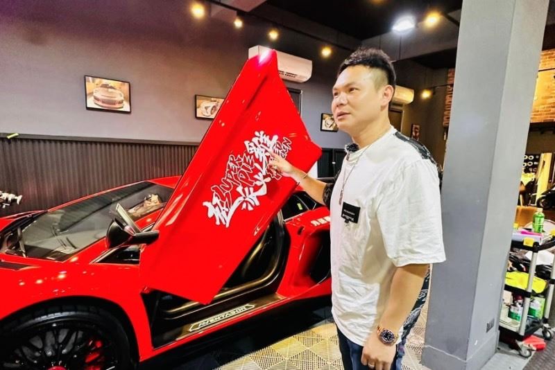 ▲ 超哥昨晚也曾到訪賭場。(圖/翻攝自超派人生臉書)