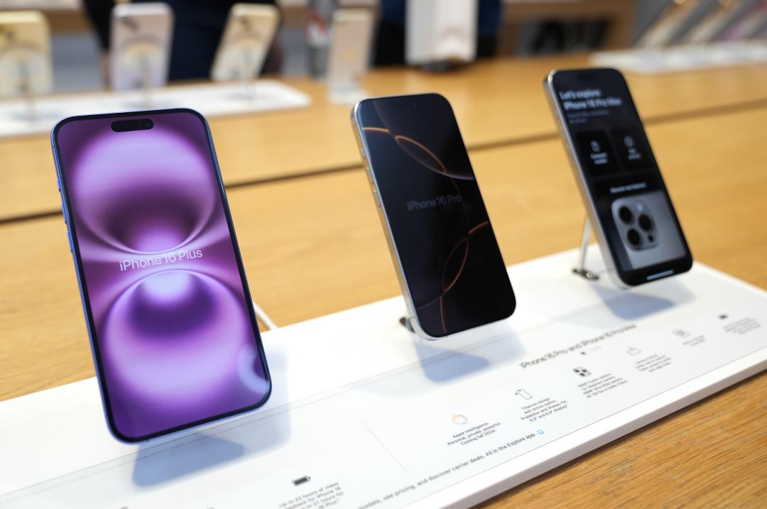 最新數據顯示,蘋果iPhone 16系列降幅持續擴大。(圖/路透社)