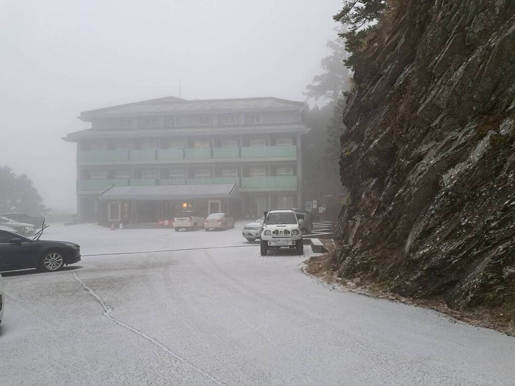 合歡山冰霰來襲!追雪攻略與交通須知