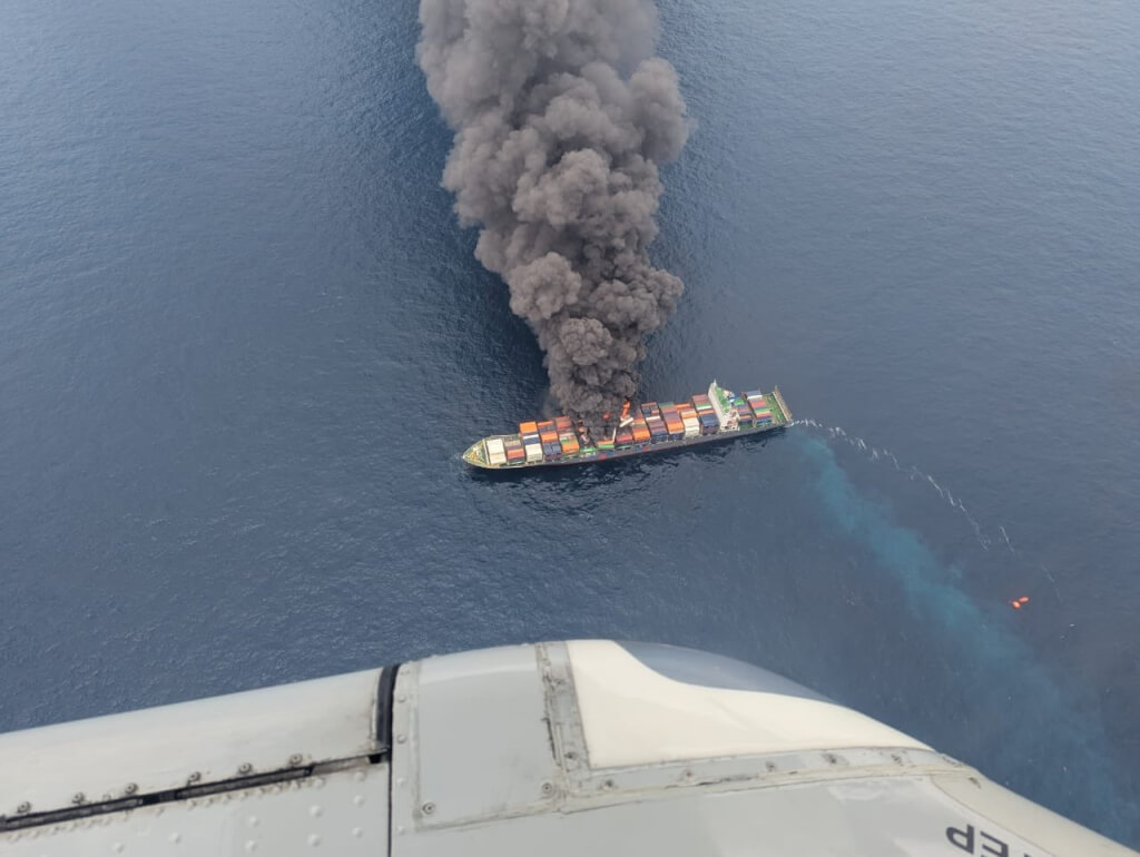 萬海503印度外海起火　危險品全申報、4船員下落不明
