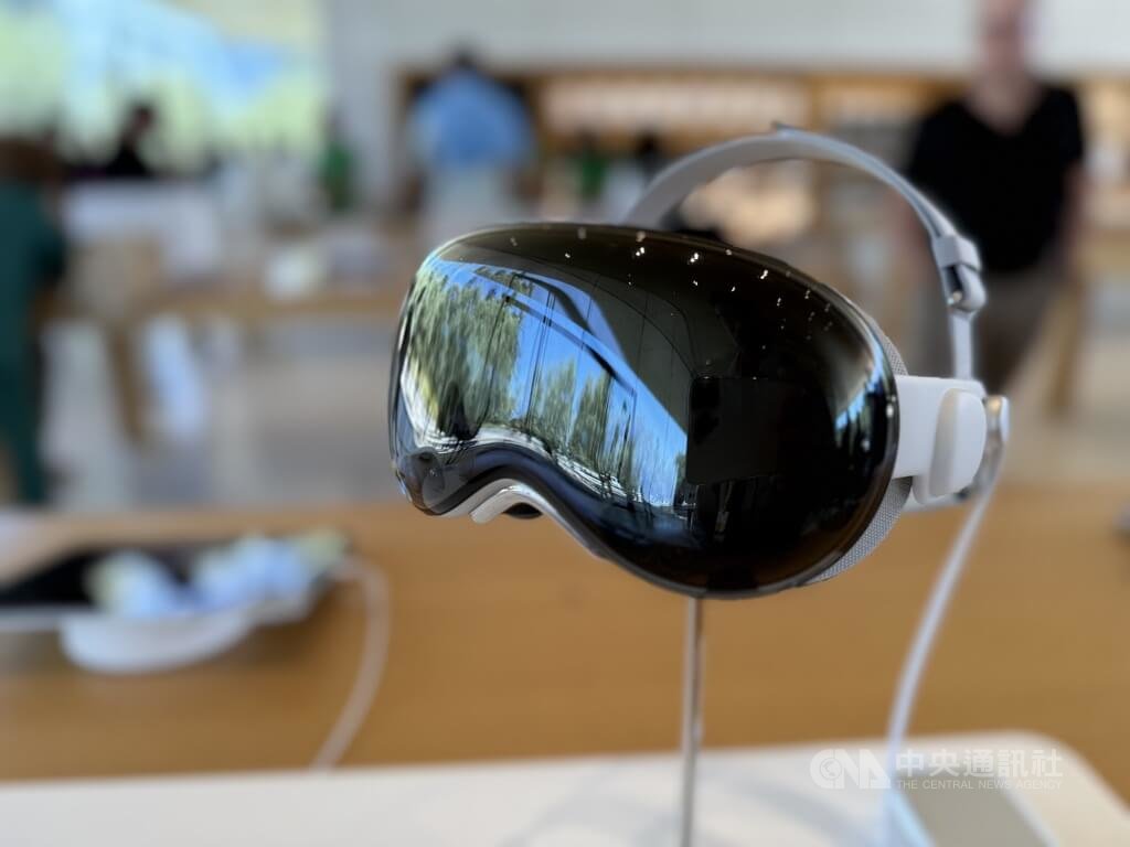 蘋果全力衝刺頭戴裝置!爆開發7款新品 智慧眼鏡、Vision Pro接力登場