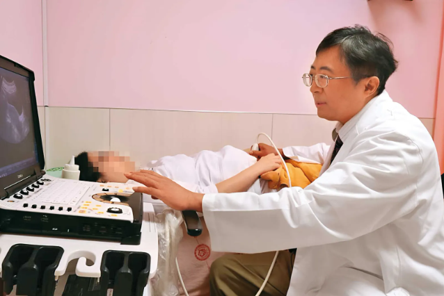 台中名醫陳泰昌遭控性騷美人妻！官方認定事證成立　亞大附醫急下令停診