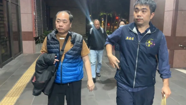 胡舋之涉殯儀館燒庫錢收賄案　當庭遭逮聲押、陳致成20萬交保